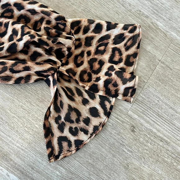 Womens Forever 21 Cheetah/Leopard Sheer Blouse - M - Picture 4 of 6